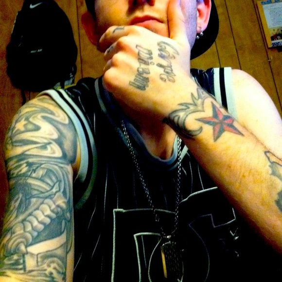 Meet your Posher, Justin - Picture 3 of 4